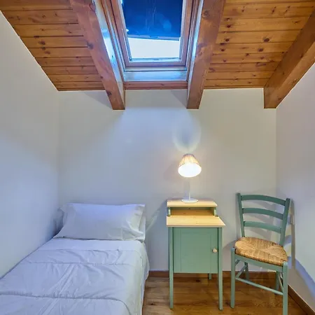 Adosada En Con Jardin Holiday home Palau-de-Cerdagne